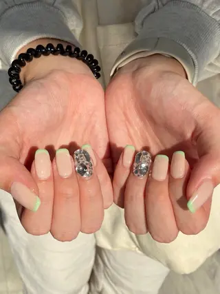 ネイル カンナ【Y2Kネイル /コーンロウ】のネイルデザイン