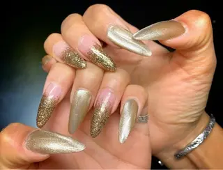 ロング GG houseのネイルデザイン