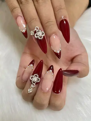 ネイル 岩﨑 美沙のネイルデザイン