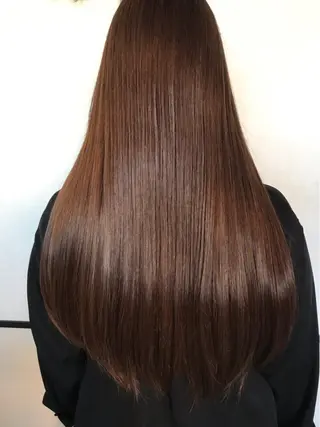 ロング カラー 半田 知穂のヘアスタイル