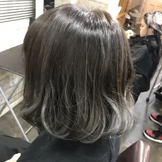 ミディアム カラー Rlino所属・ﾊｲﾗｲﾄ/ﾚｲﾔｰ ｶｯﾄ/大嶽謙のヘアスタイル