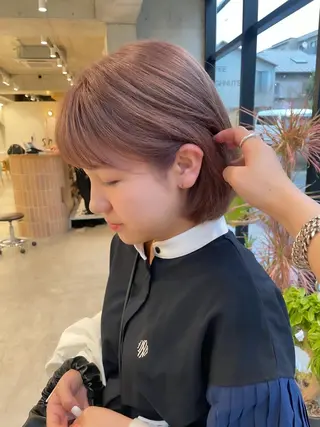 ショート カラー ヘアアレンジ ミニボブ/ブリーチ 🌈MISATOのヘアスタイル