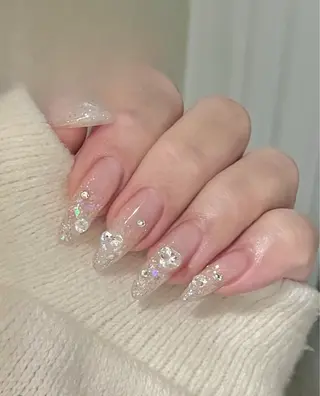 ネイル Hina 池袋 長だしチップ専門店のネイルデザイン