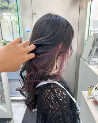 ロング カラー インナーカラー/天神 ブリーチ/吉田のヘアスタイル