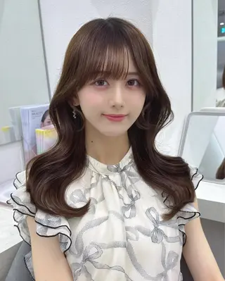 セミロング レイヤーカット/ 顔まわり/リキのヘアスタイル