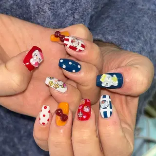 ネイル 🪐富島彩夏 /海外nail🪐のネイルデザイン