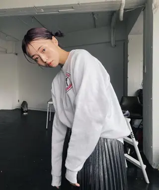 カラー ウエチ モモカのヘアスタイル