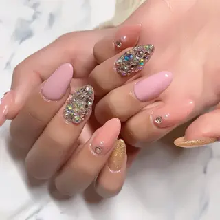 ネイル 菅野 愛花のネイルデザイン