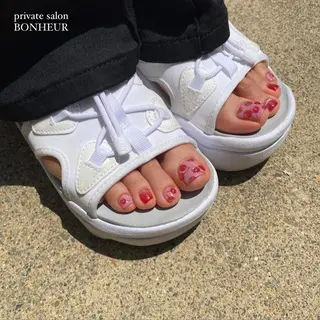 ネイル BONHEUR Annaのネイルデザイン