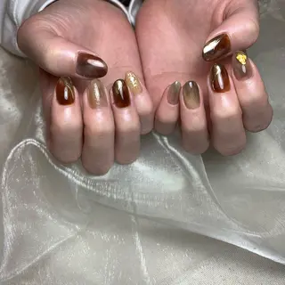 ネイル repos~ルポ~所属・里見 麗のネイルデザイン