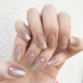 ネイル QULEONAIL所属・大城 裕麻のネイルデザイン