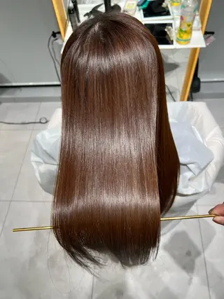 セミロング 福岡縮毛矯正✨️ ストレート 向井和輝のヘアスタイル