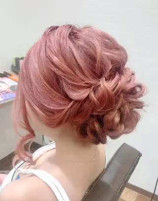 ロング ヘアアレンジ GRANLUSSO 〜グランルッソ駅前店所属・木口 嘉美のヘアスタイル