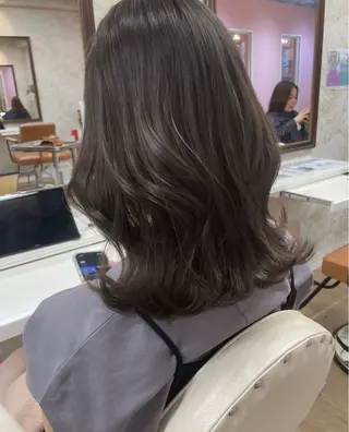 ミディアム カラー ヘアアレンジ 山下 加織のヘアスタイル