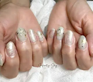 ネイル infinity skyのネイルデザイン