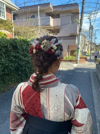 セミロング パーマ ヘアアレンジ re naのヘアスタイル