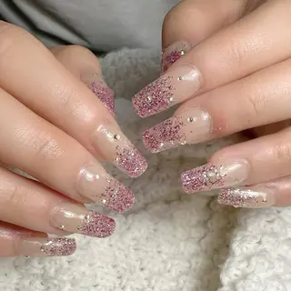 ネイル 新山 聖のネイルデザイン