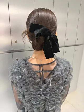 ヘアアレンジ ヘアセット🎀耳つぼ 👂💎MONAMIのヘアスタイル