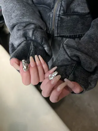 ネイル Nail AVANCE.所属・加守 夏喜のネイルデザイン