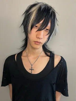 セミロング カラー メンズ haco＋所属・圧倒的デザイン力 店長🎨RENAのヘアスタイル