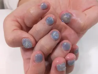 ネイル R'well所属・はばすみれ🎀ﾈｲﾙ 光ﾌｪｲｼｬﾙ ﾍｱのネイルデザイン