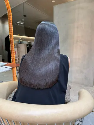 ロング 🦋美髪矯正、髪質 改善のプロ🦋アオイのヘアスタイル