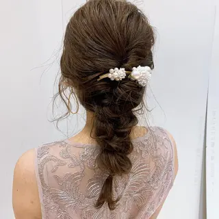 ヘアアレンジ CHIC 岩下真衣のヘアスタイル