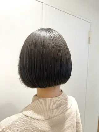 ショート 新宿 新井彩斗のヘアスタイル
