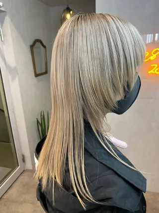 ロング カラー ヘアアレンジ XENA表参道 MIKUのヘアスタイル