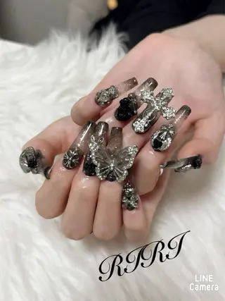 ネイル riri オーナーのネイルデザイン