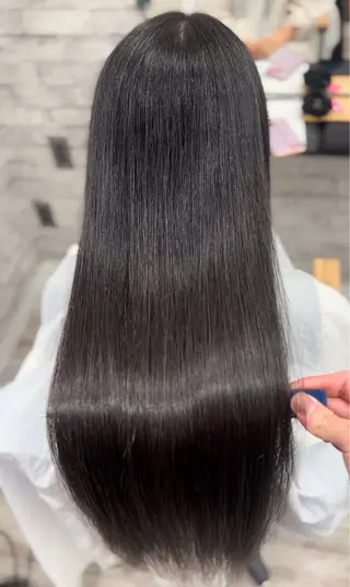 ロング 髪質改善　縮毛矯正 Ryuki🦮のヘアスタイル