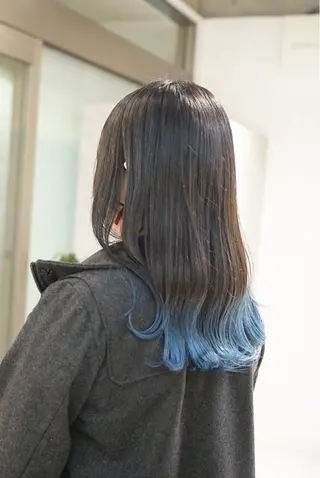 セミロング カラー 月100人以上 髪質改善施術｜谷口のヘアスタイル