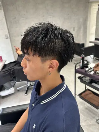 ショート パーマ メンズ ユウ🪄 パーマ指名No1のヘアスタイル