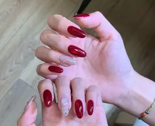 ネイル 高木 維麗絲のネイルデザイン