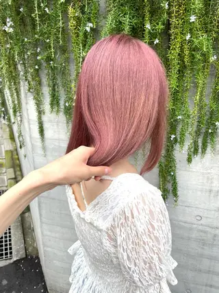 セミロング SALOWIN 表参道所属・シンカ 表参道のヘアスタイル