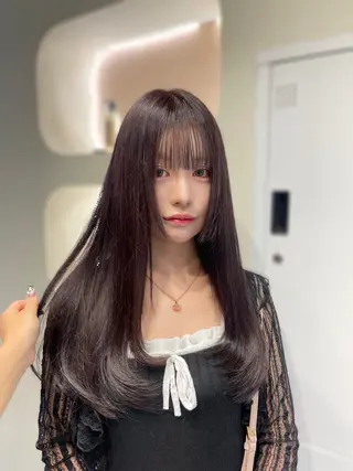 ロング ワンホンレイヤー 福岡天神RAIRAのヘアスタイル