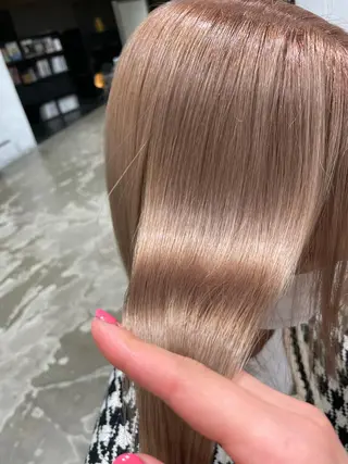 ミディアム カラー ヘアアレンジ ネイル マツエク・マツパ 【柔らか透明感✨/ 似合せ前髪】大石葉月のヘアスタイル
