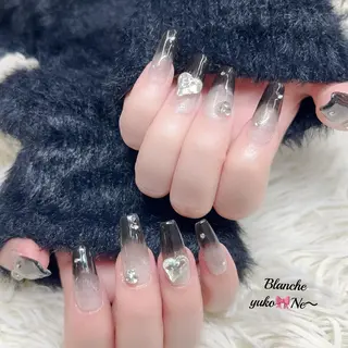 ネイル ネイルサロン　Lian所属・Lian Yulilianのネイルデザイン