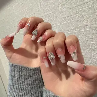 ネイル D-BEAUTY Nailsalonのネイルデザイン