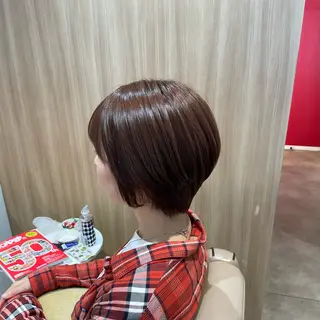 ショート カラー MIKU .のヘアスタイル