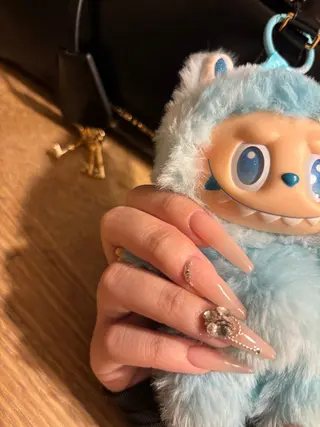 ネイル Dei'm所属・Nail yukiのネイルデザイン