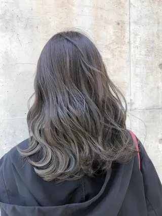 ミディアム カラー eclair.髪質改善&トリートメント所属・【艶髪、透明感】西村 有司のヘアスタイル