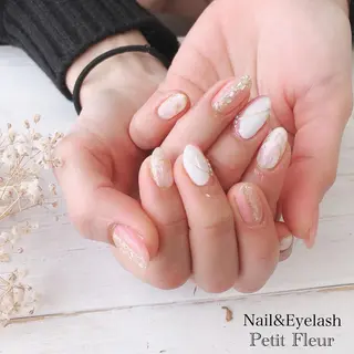 ネイル Petit Fleur所属・青柳 亜梨奈のマツエク・マツパデザイン