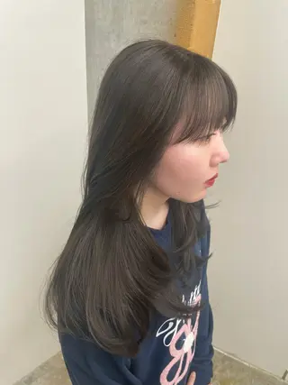 ロング lift by mag所属・ユナ ナチュラル／透明感のヘアスタイル