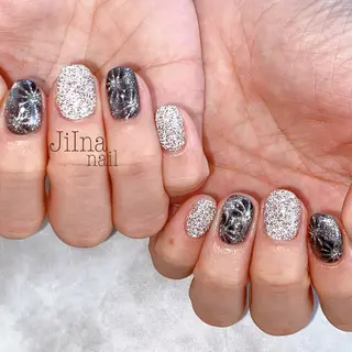ネイル JiIna nailのネイルデザイン