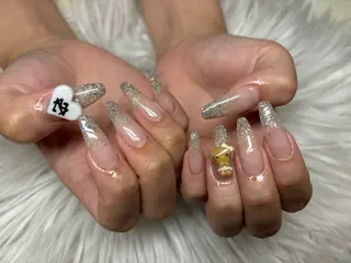 ネイル SOARE🤍 🤍のネイルデザイン