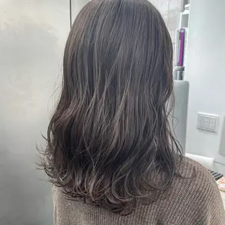 セミロング miyu ハイトーン/レイヤーのヘアスタイル