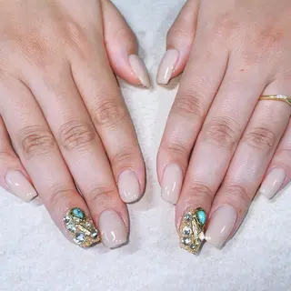 ネイル 奥園 良恵のネイルデザイン