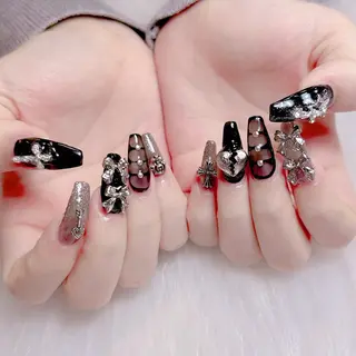 ネイル Mari 🎀六月移転のネイルデザイン