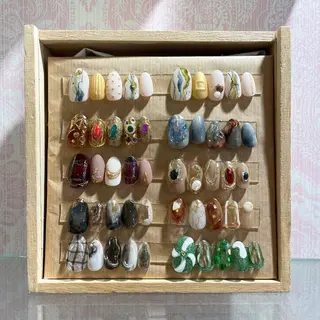 ネイル 新井 ひなののネイルデザイン